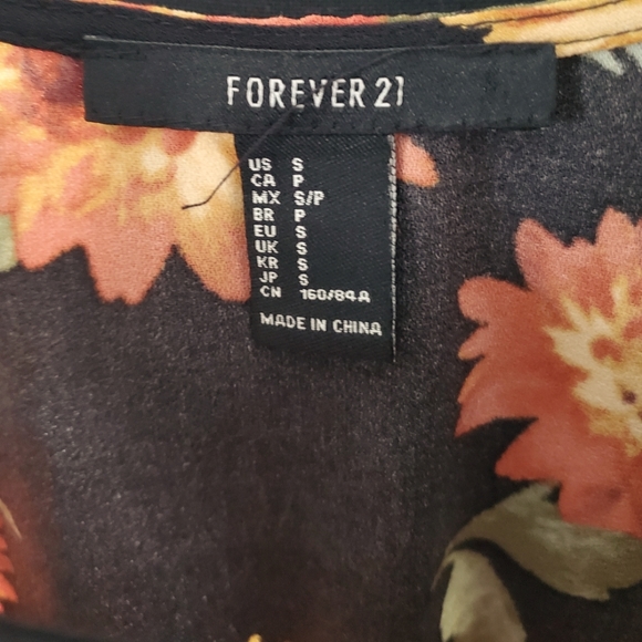 Romper - Picture 3 of 5